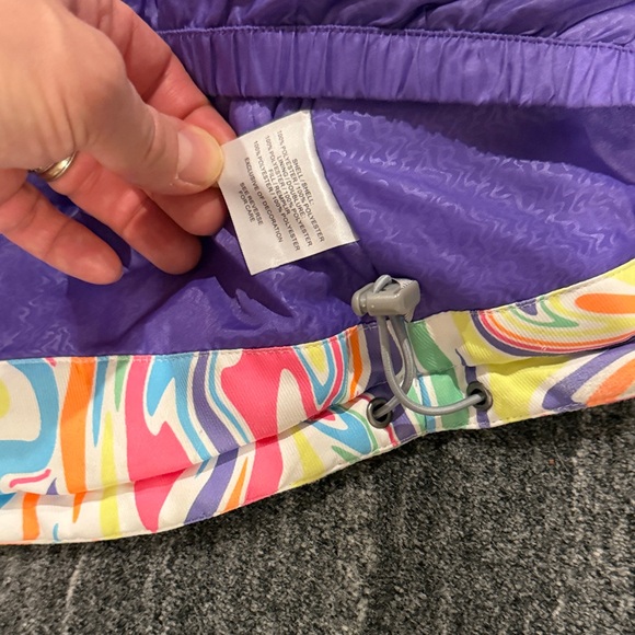 Colorful Swirl Patterned ski Jacket - Picture 3 of 7